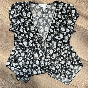 Full Tilt Black and White Floral Blouse